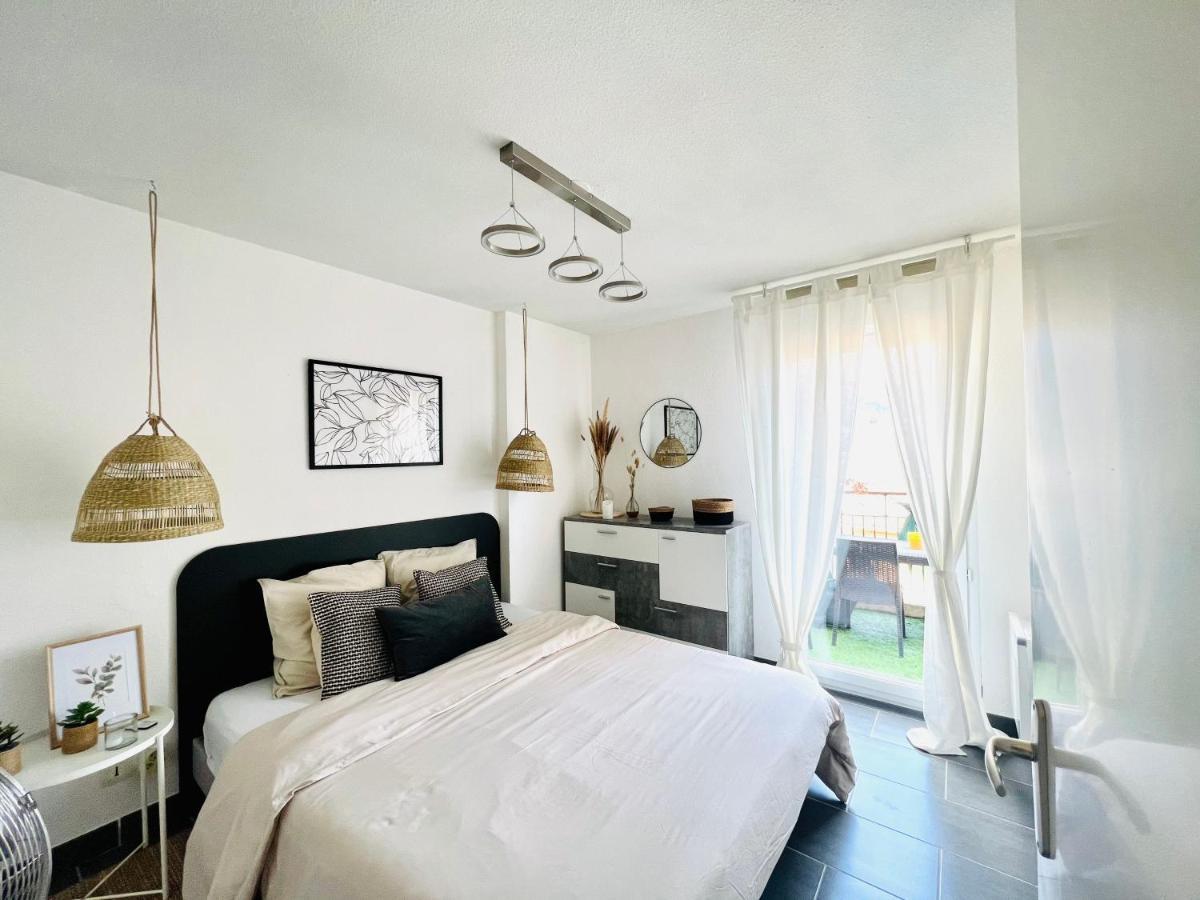 LES JARDINS DES SENTEURS - Appartement privé avec parking Grasse Exterior foto