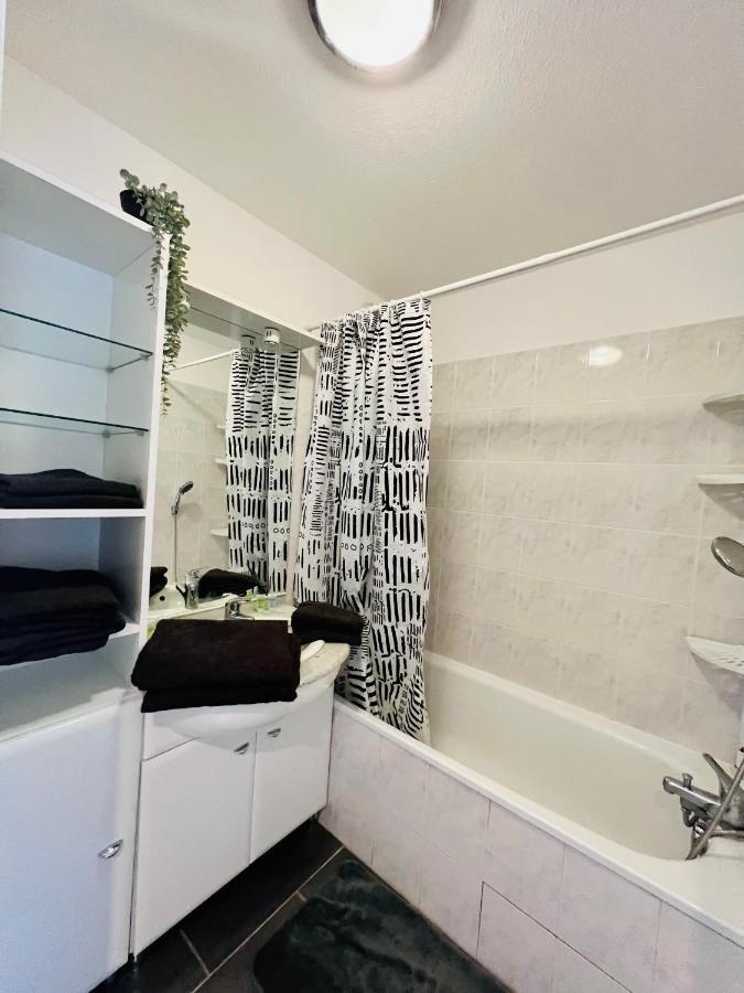 LES JARDINS DES SENTEURS - Appartement privé avec parking Grasse Exterior foto